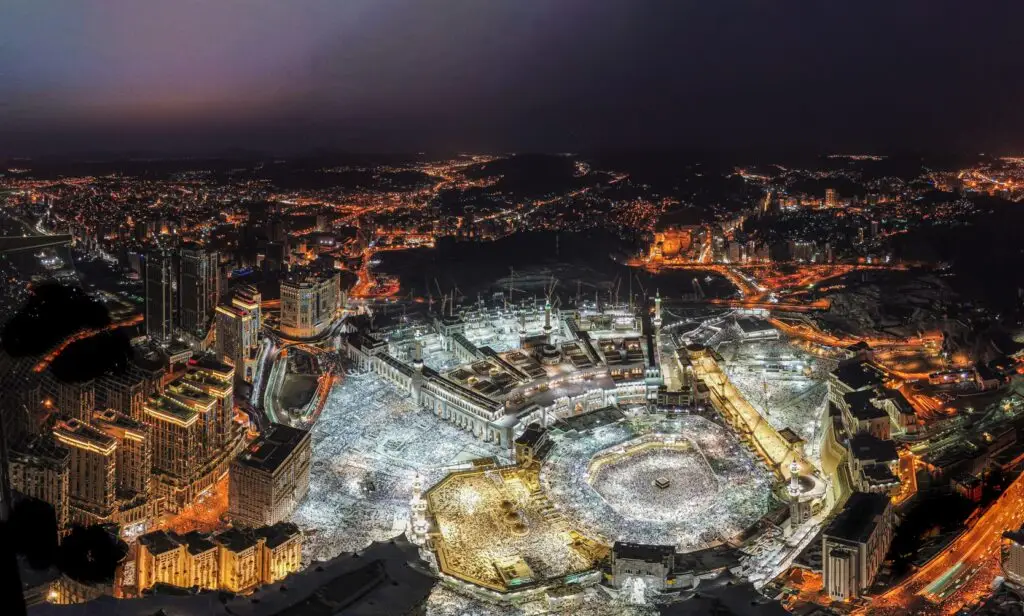 Top 25 Makkah Hotels Close to Haram - explore planet foundation