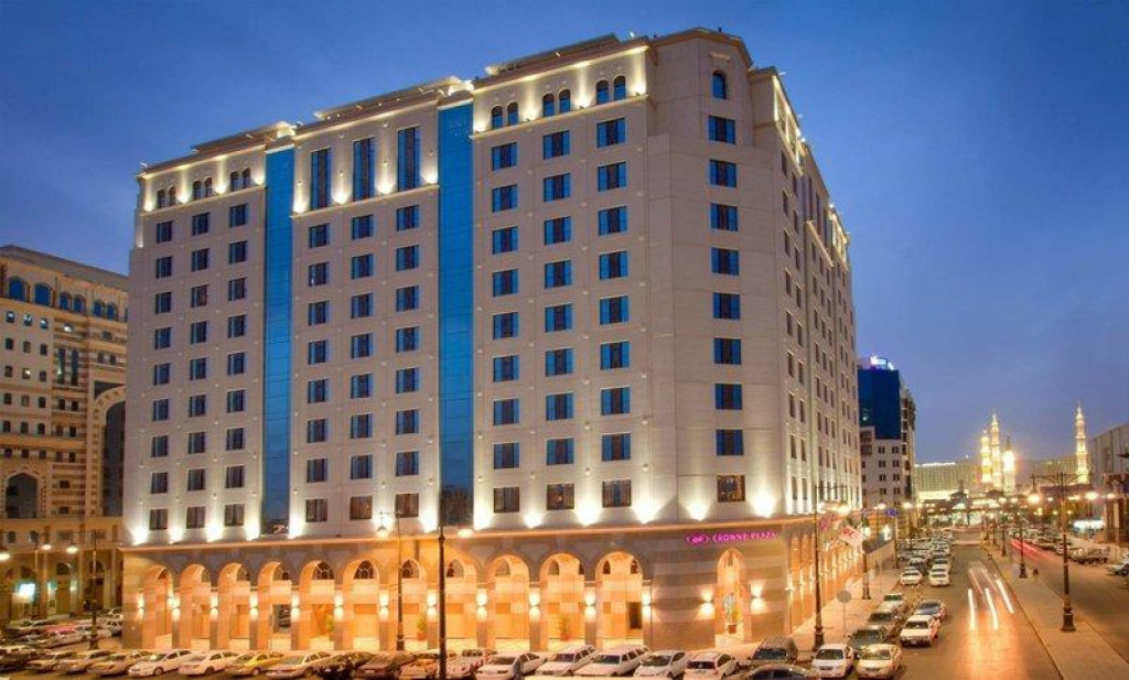 Crowne Plaza Madinah Hotel near Masjid An Nabawi